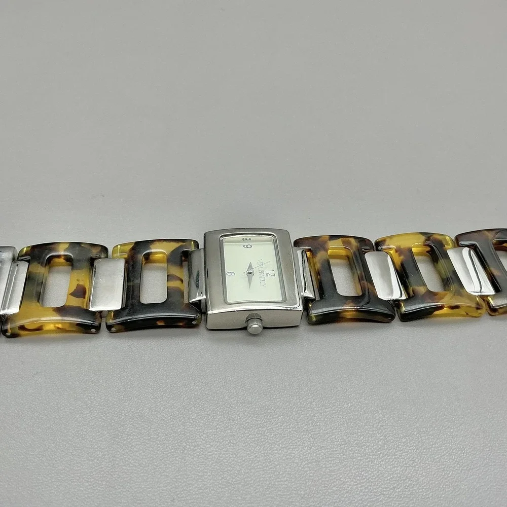 Vera Bradley Womens Watch Tortoise Brown Bracelet Silver Tone White Dial Quartz